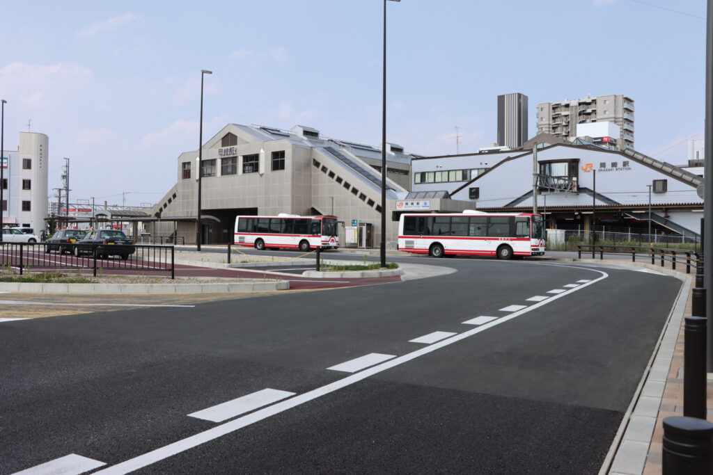 JR岡崎駅より徒歩4分